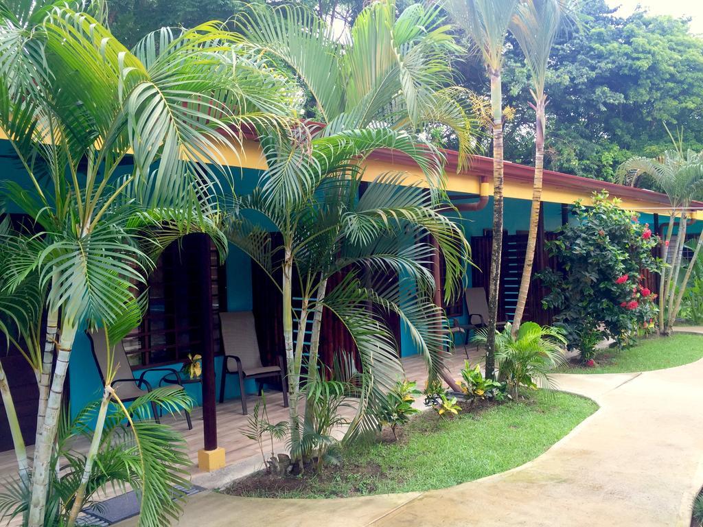 Cabinas D'Val Hotel Uvita Buitenkant foto